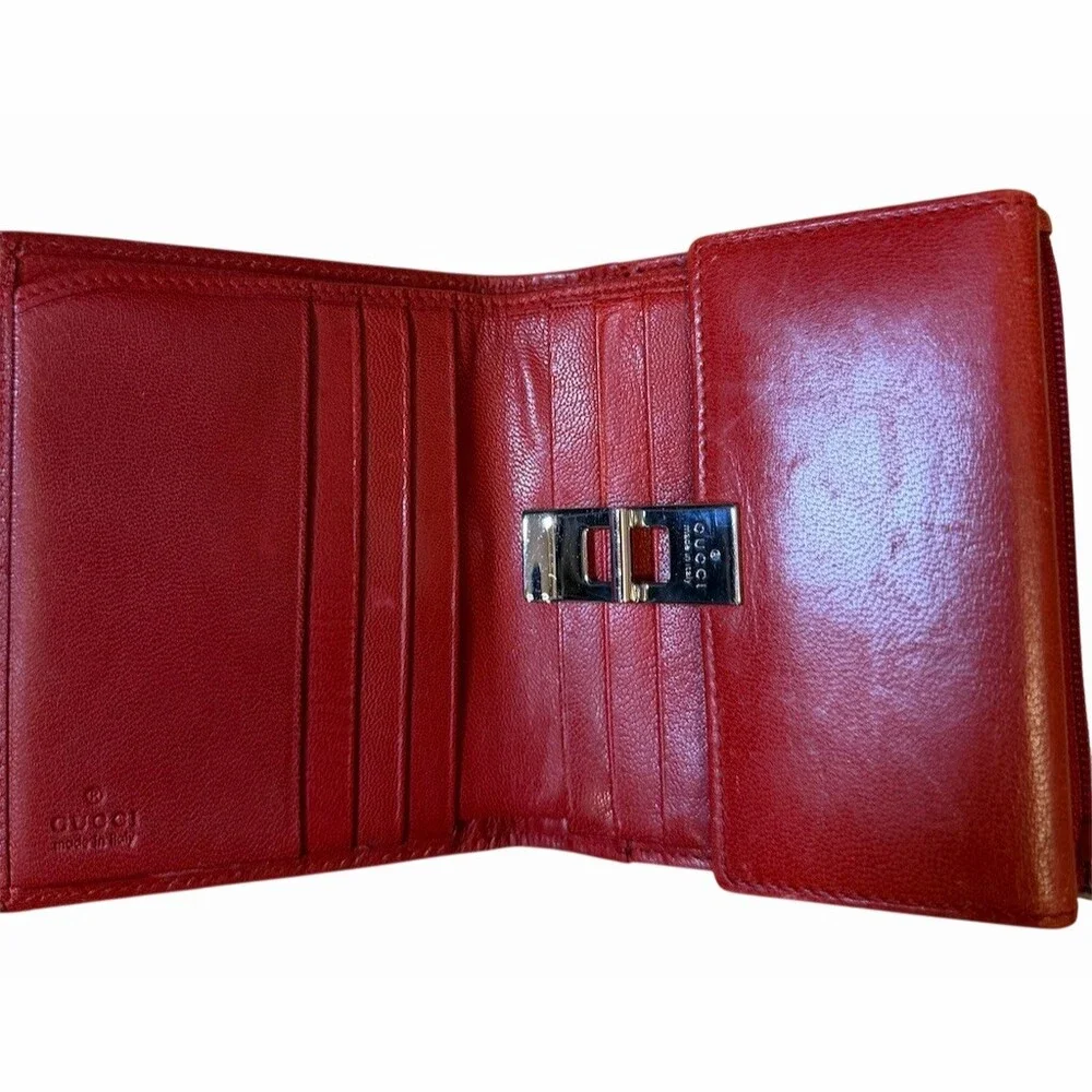 Gucci Vintage Red With Silver Buckle clasp With Card Slots And Bill Compartment